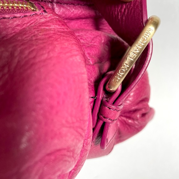 Michael Kors Pink Leather Shoulder Bag - Picture 3 of 10